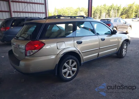 2009 Subaru Outback 2.5I z USA, uszkodzony, nr VIN 4S4BP61C997334477